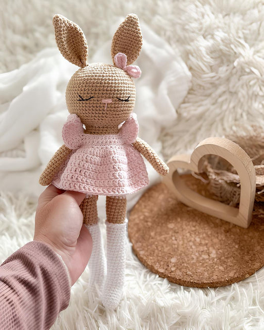 Amigurumi Süslü Tavşan