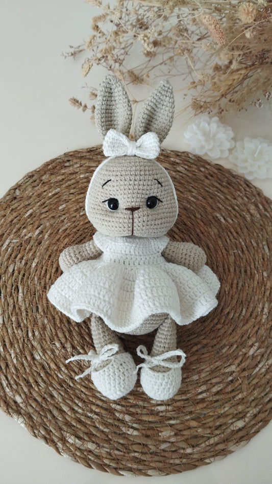 Amigurumi Sevimli Tavşan